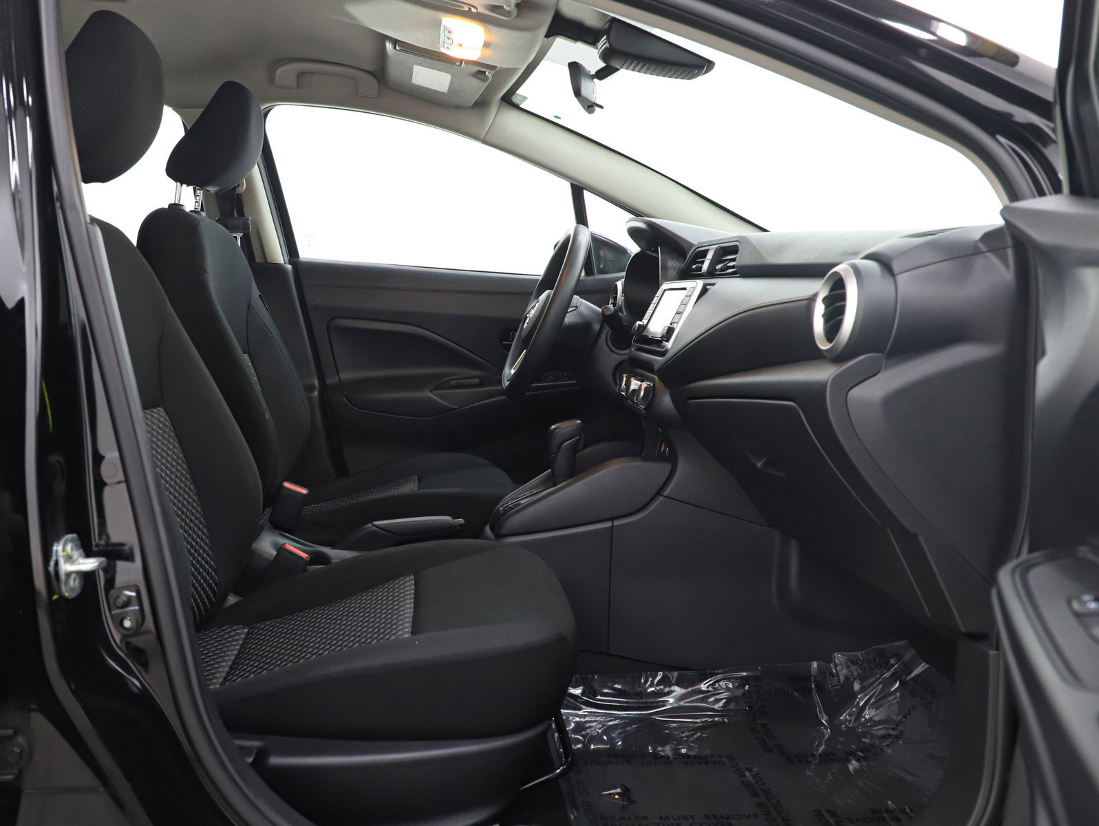 Used 2021 Nissan Versa S image 11