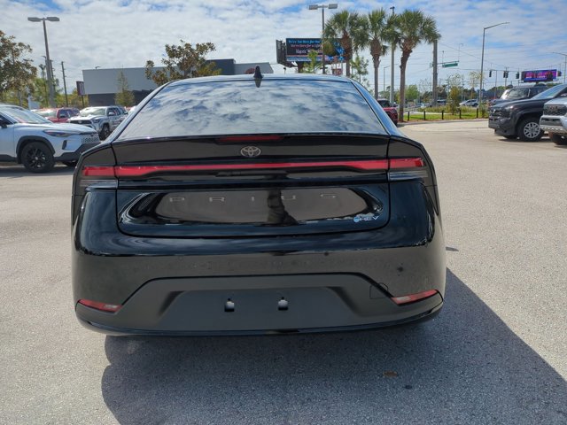 New 2026 Toyota Prius LE image 8