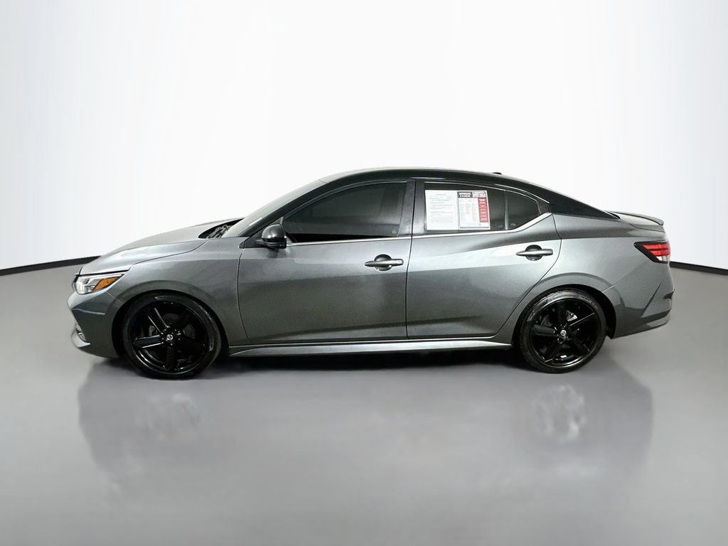 Used 2021 Nissan Sentra SR w/ Lighting Package FWD image 5