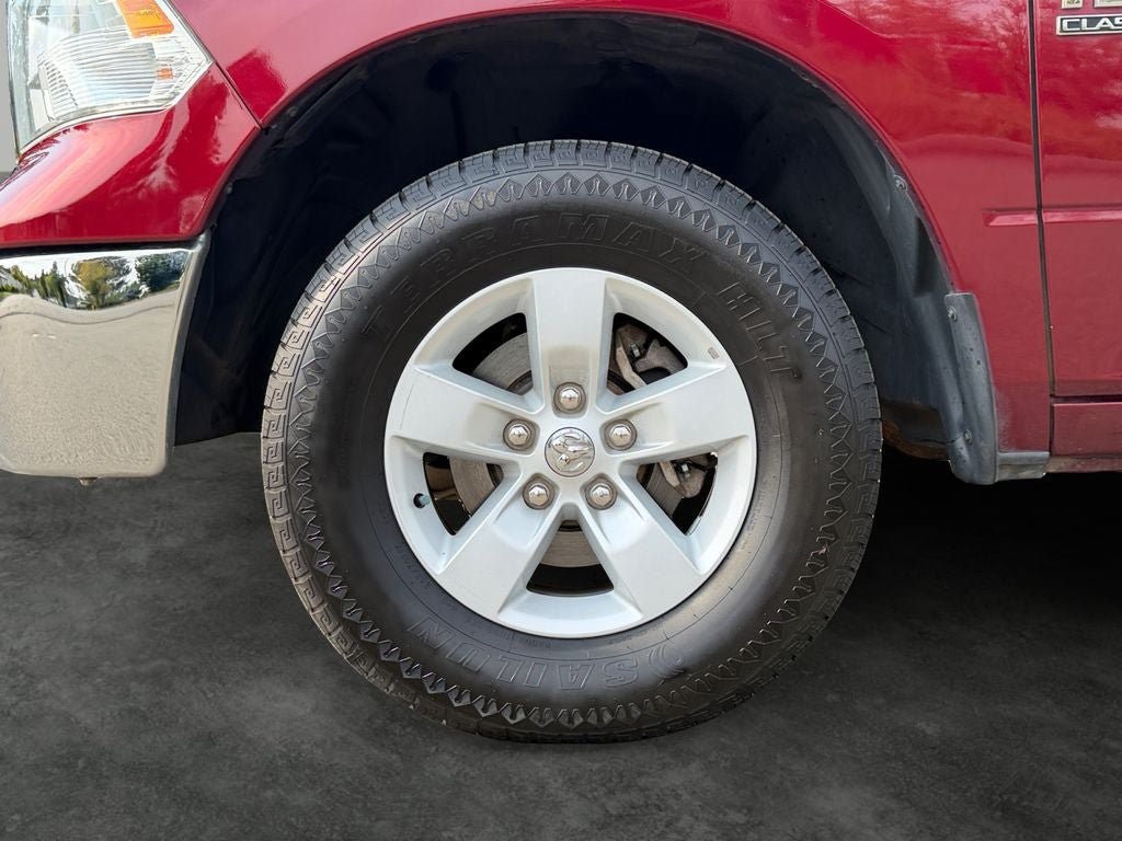 Used 2022 RAM 1500 Classic SLT AWD/4WD image 4