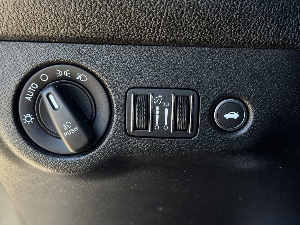 Used 2020 Dodge Challenger R/T w/ Performance Handling Group RWD image 21