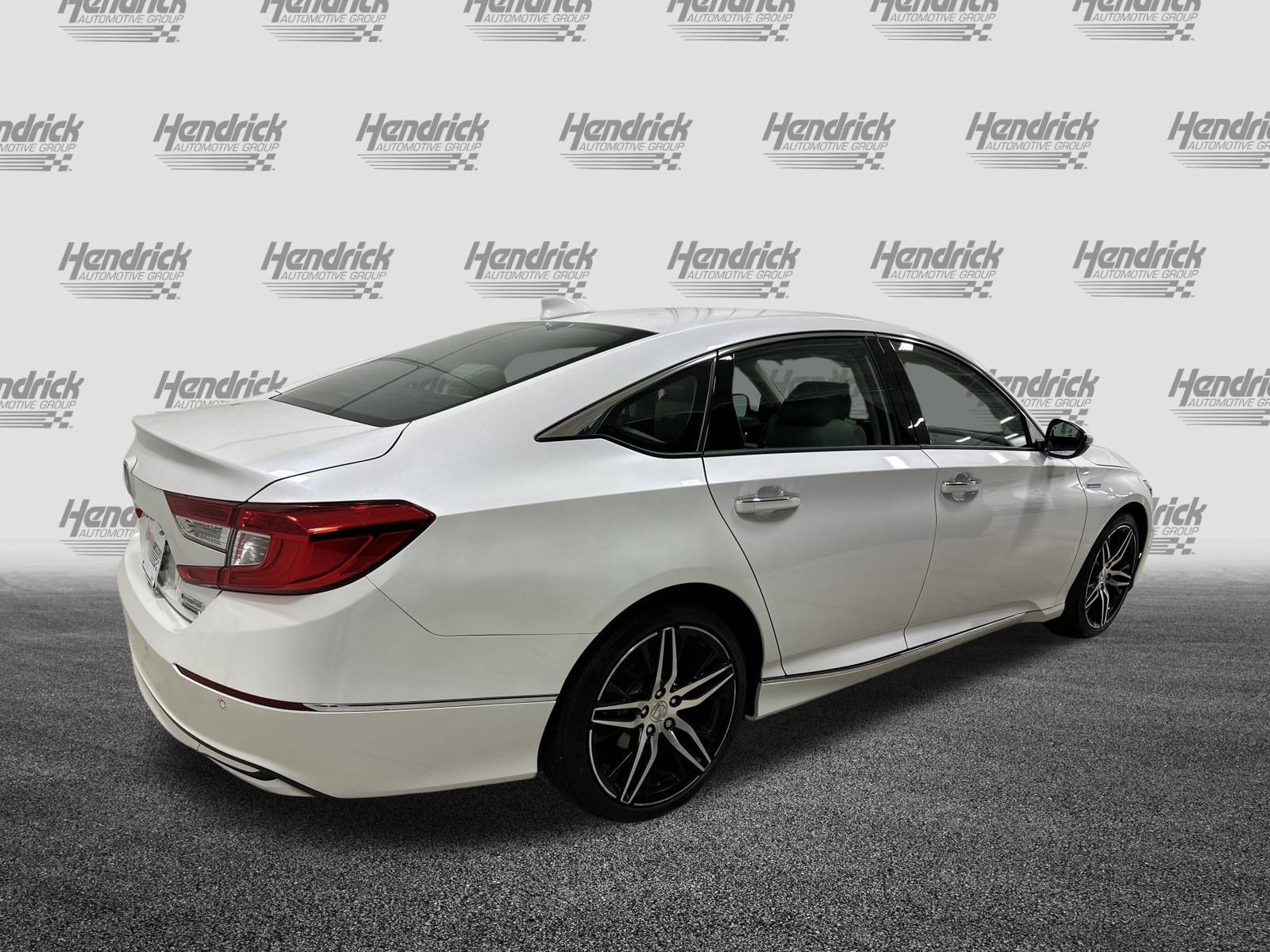 Used 2022 Honda Accord Touring image 10