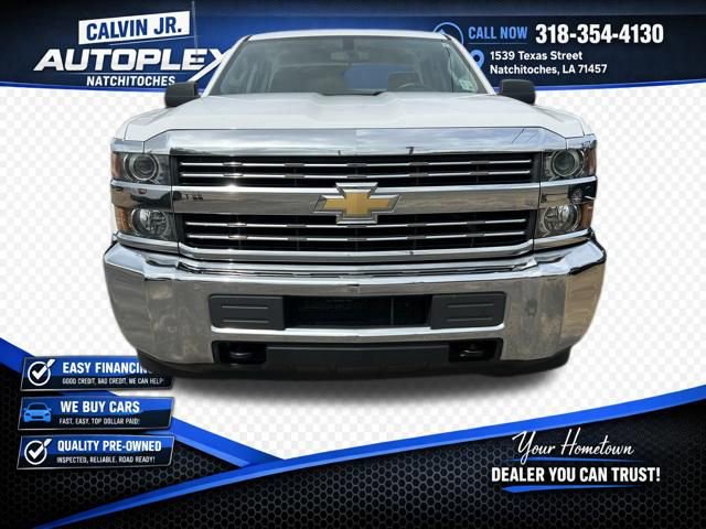 Used 2018 Chevrolet Silverado 2500 W/T RWD image 2