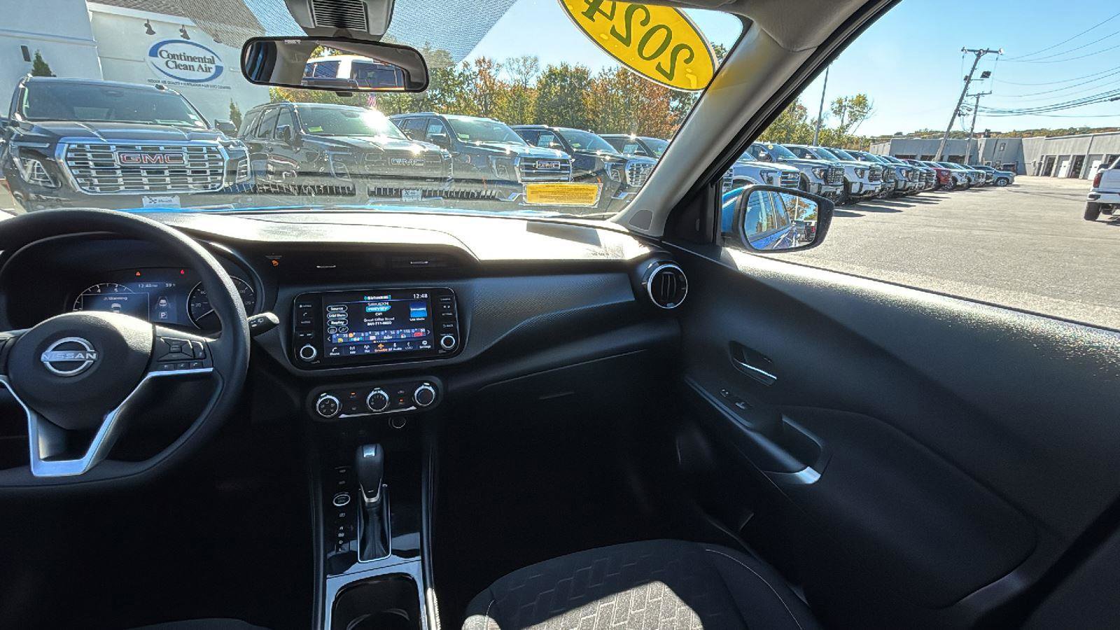 Used 2024 Nissan Kicks SV image 27