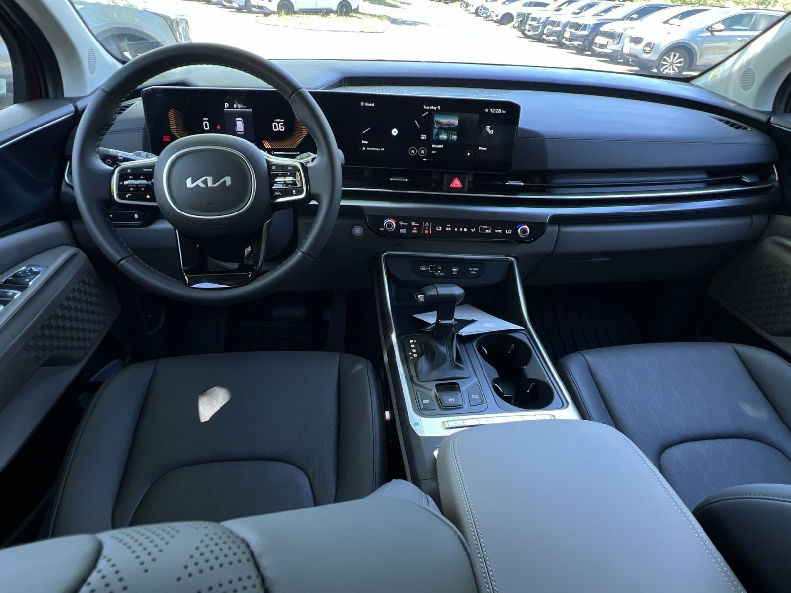New 2026 Kia Carnival FWD image 56
