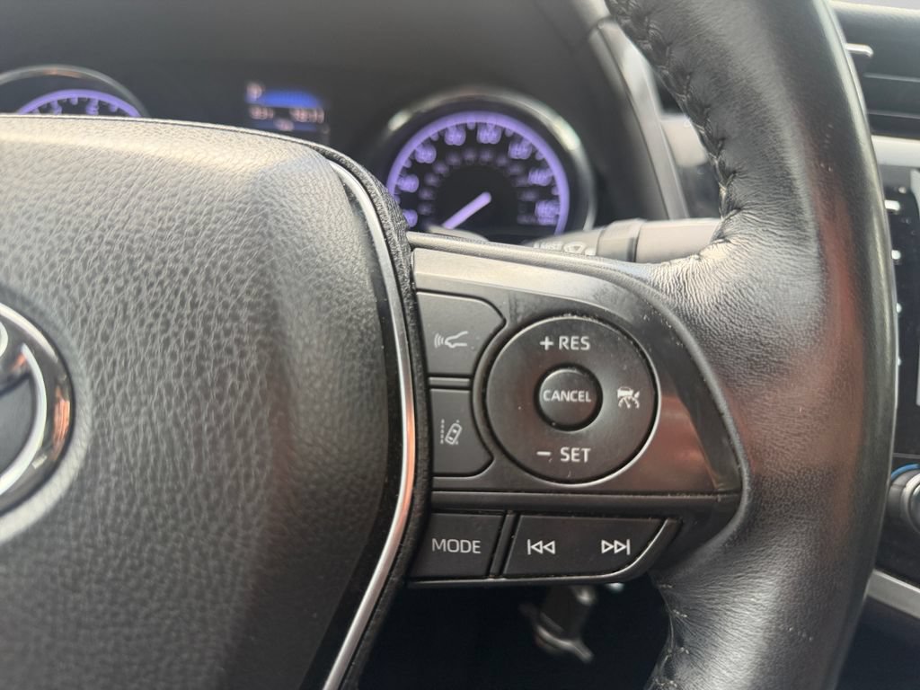 Used 2019 Toyota Camry SE FWD image 23