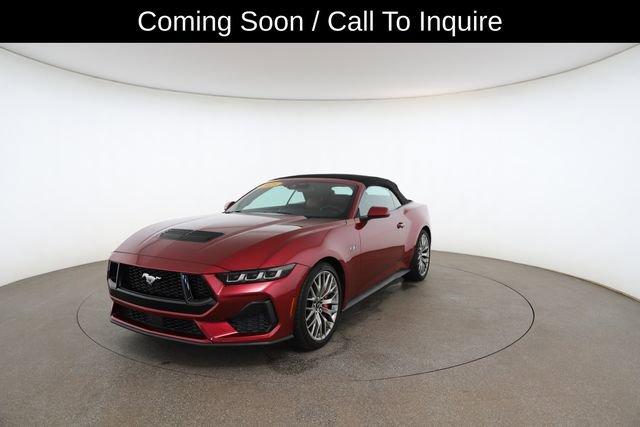 Used 2025 Ford Mustang GT Premium image 2