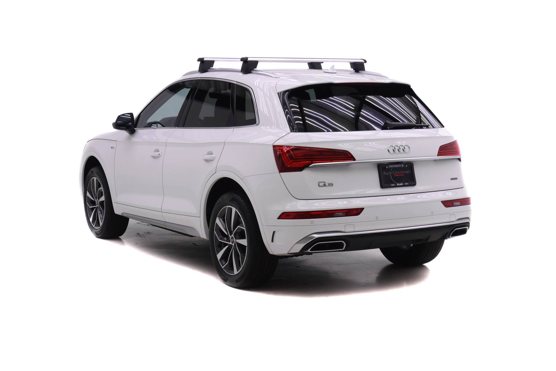 Certified 2024 Audi Q5 2.0T Premium w/ Convenience Package AWD/4WD image 5