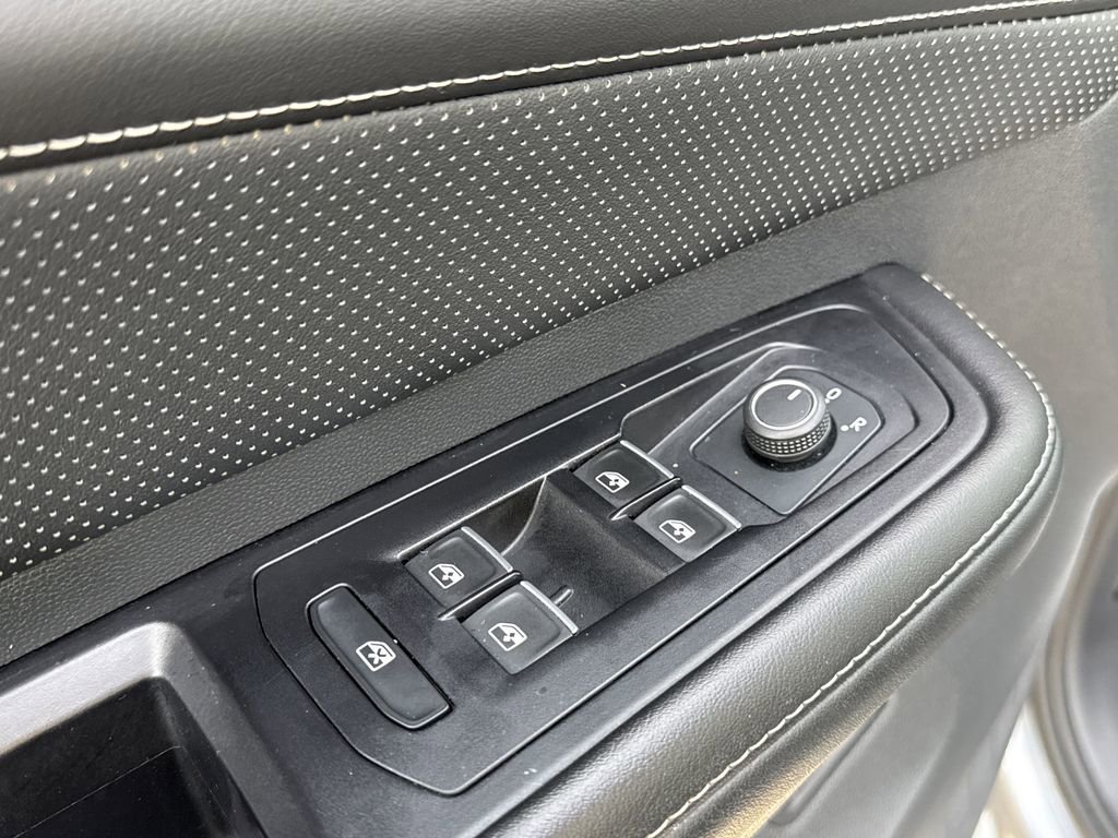 Used 2024 Volkswagen Atlas SE image 33