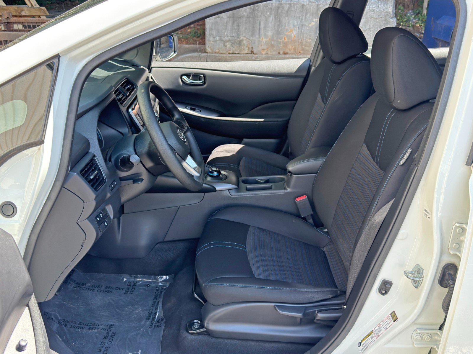 Used 2023 Nissan Leaf S FWD image 15