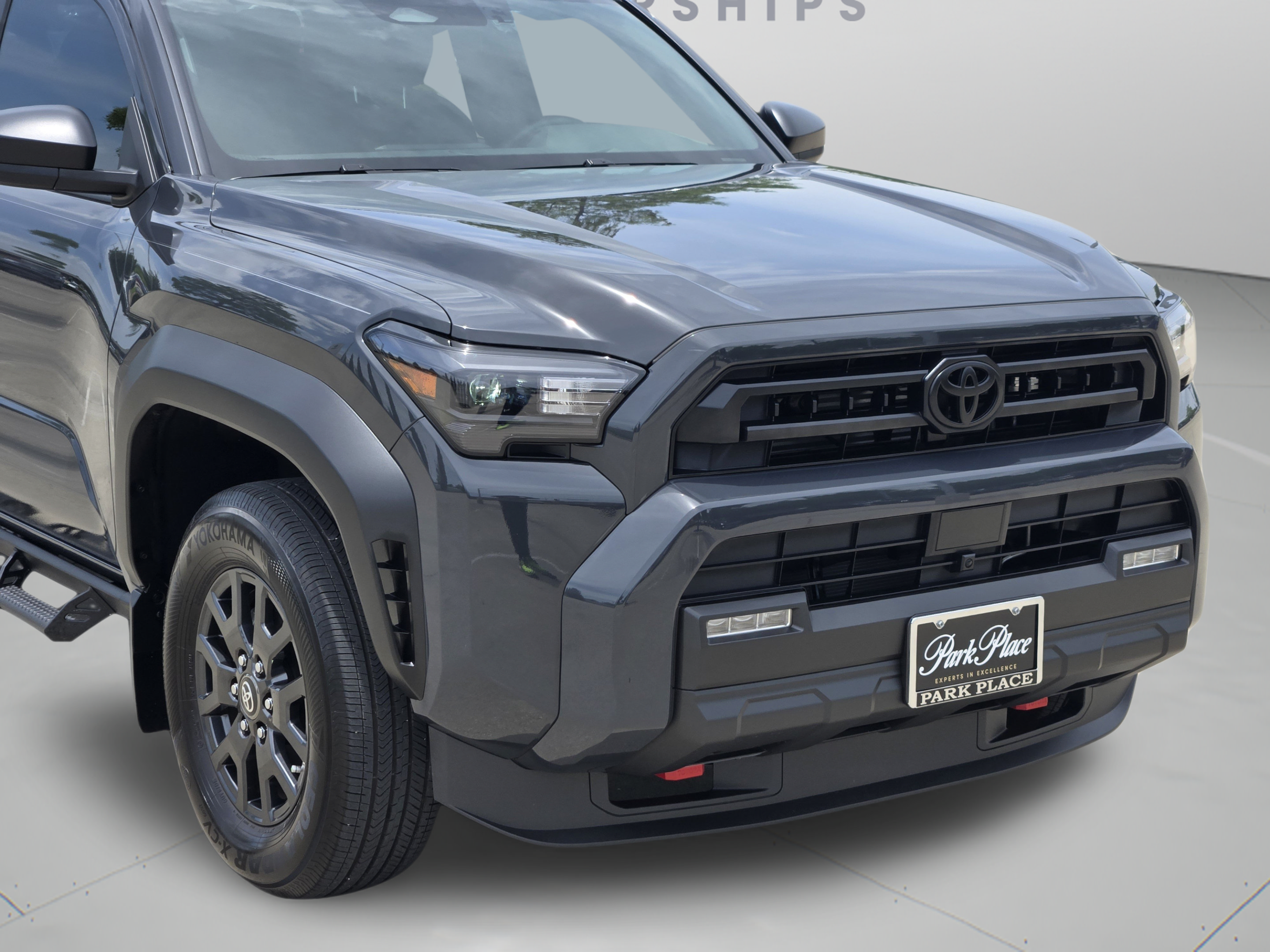 Used 2026 Toyota 4Runner SR5 AWD/4WD image 32