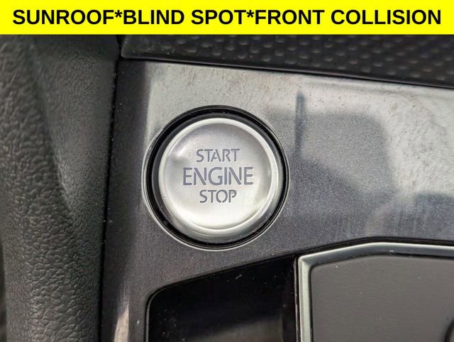 Used 2021 Volkswagen Tiguan SE R-Line w/ 3rd Row Seat Package image 25