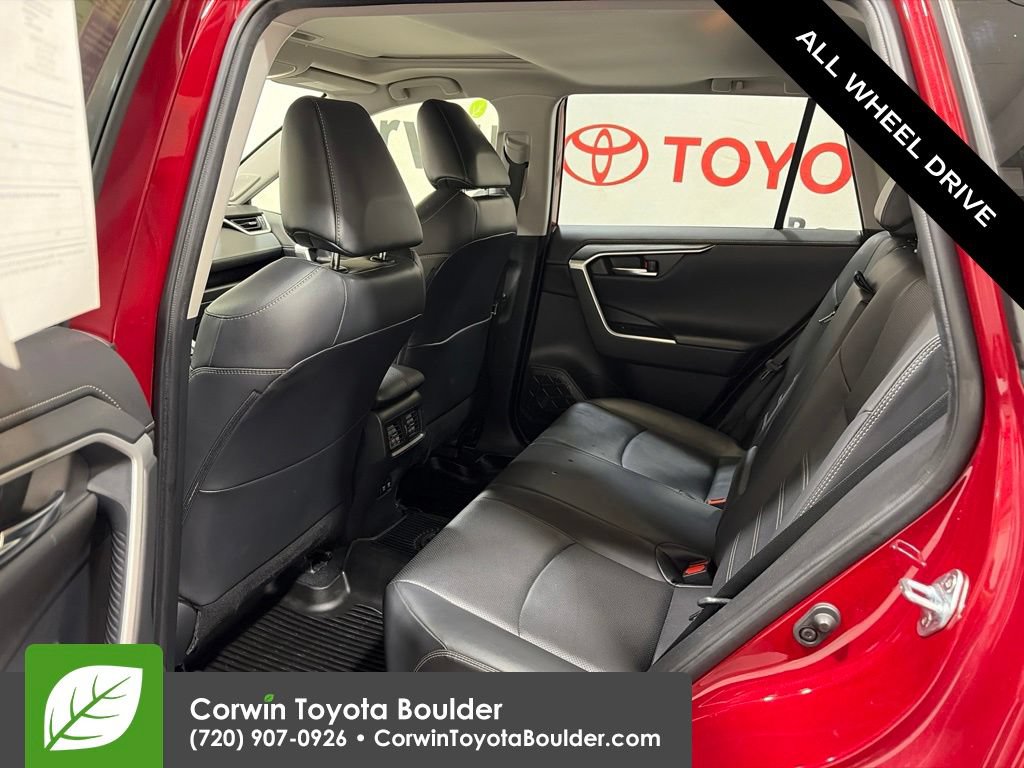 Used 2019 Toyota RAV4 Limited w/ Cold Weather Package AWD/4WD image 19