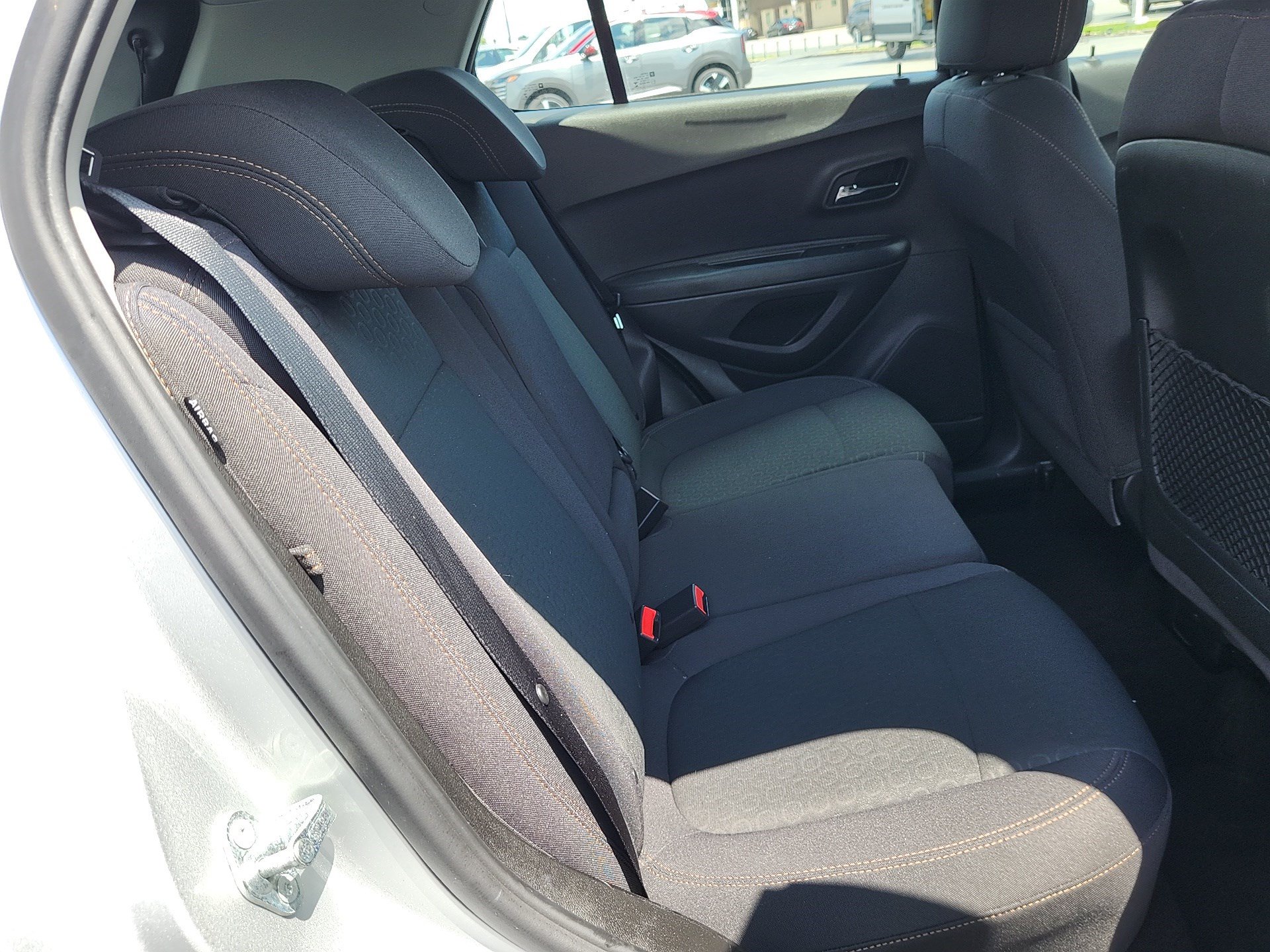 Used 2017 Chevrolet Trax LS FWD image 24