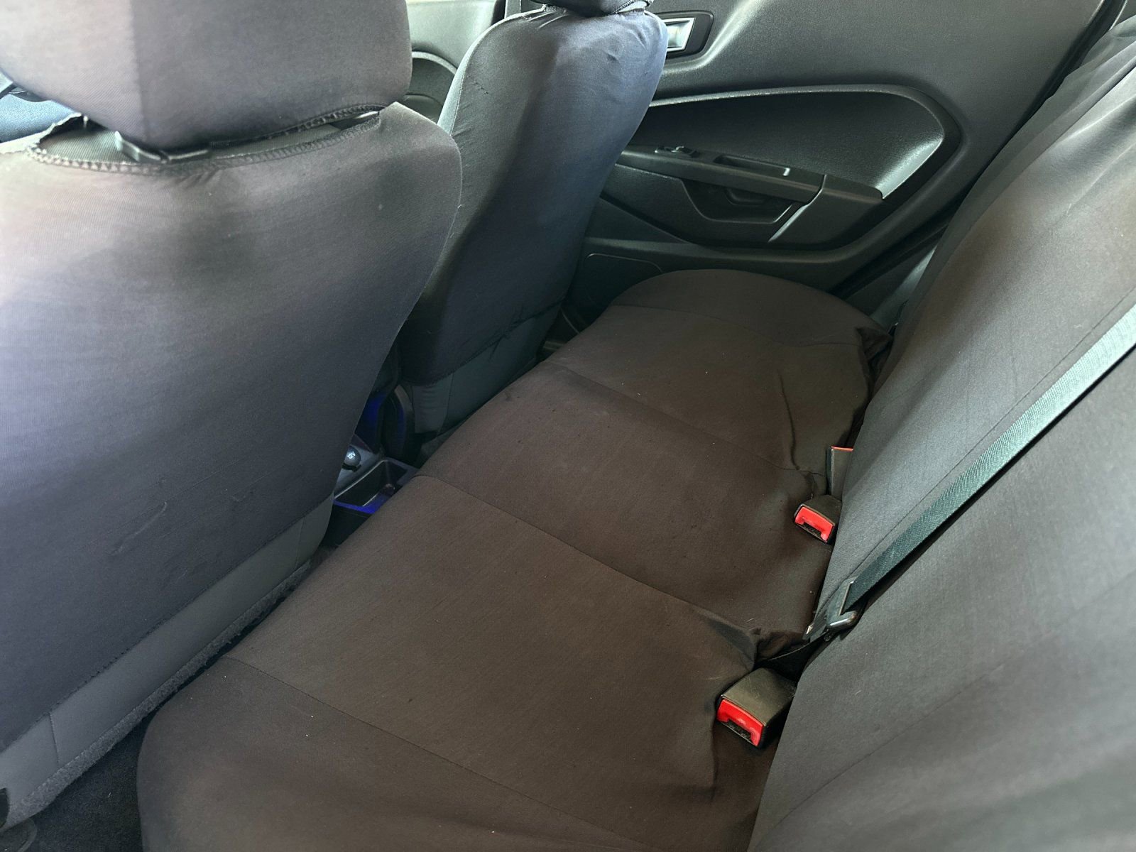 Used 2015 Ford Fiesta SE image 11