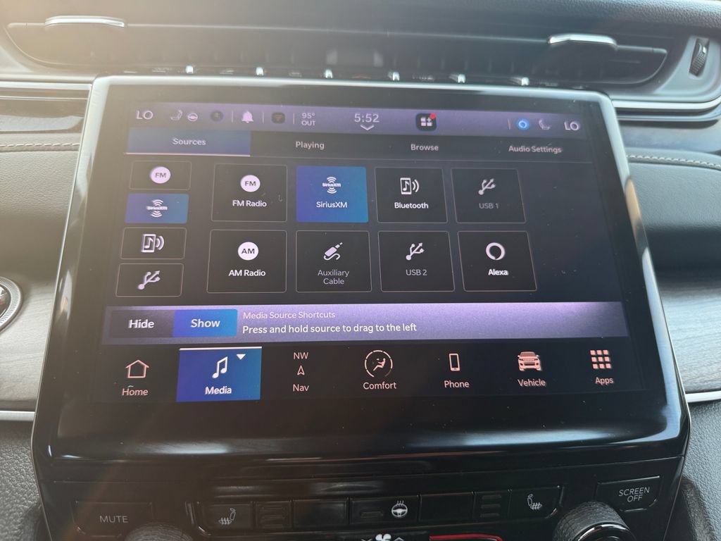 Used 2023 Jeep Grand Cherokee 4WD 4xe image 19