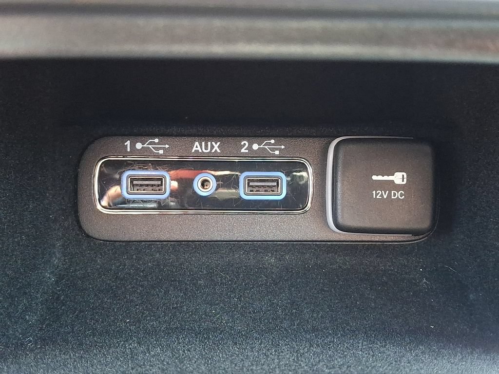 Used 2019 Jeep Grand Cherokee Laredo AWD/4WD image 24