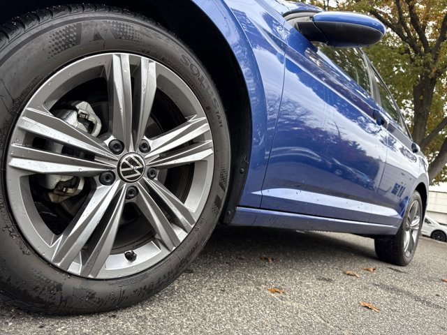 Used 2022 Volkswagen Jetta SE image 12