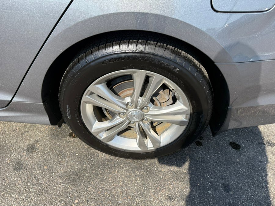Used 2019 Hyundai Sonata SEL w/ Tech Package 02 FWD image 5
