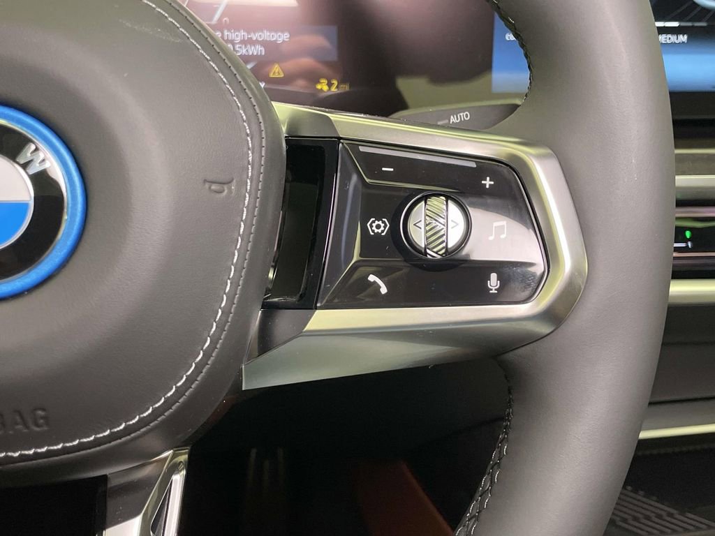 New 2026 BMW i7 xDrive60 AWD/4WD image 34