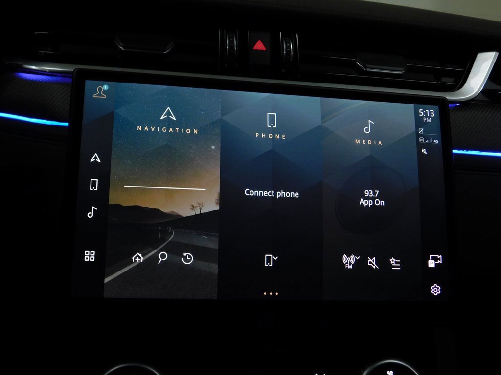 Used 2024 Jaguar F-PACE SVR image 47