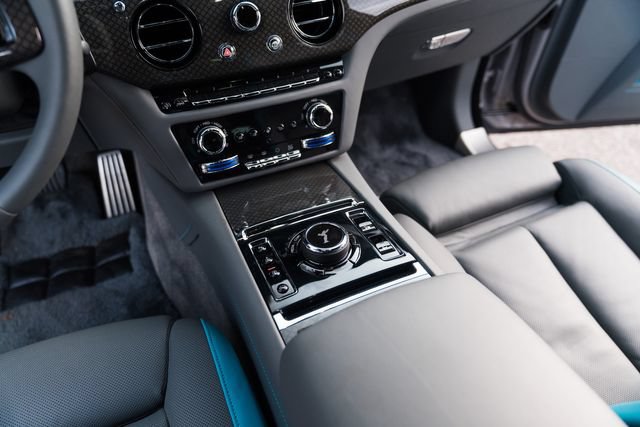 Used 2024 Rolls-Royce Ghost Black Badge AWD/4WD image 27