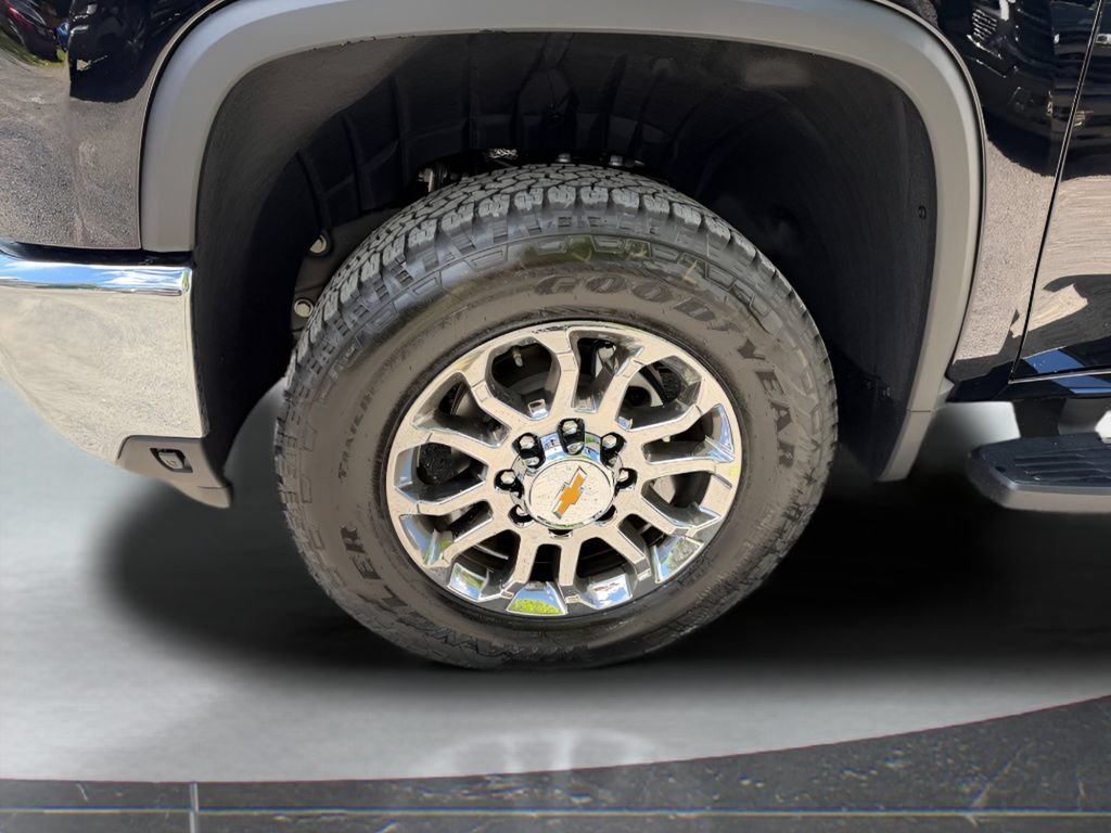 New 2026 Chevrolet Silverado 2500 LTZ w/ LTZ Premium Package AWD/4WD image 15
