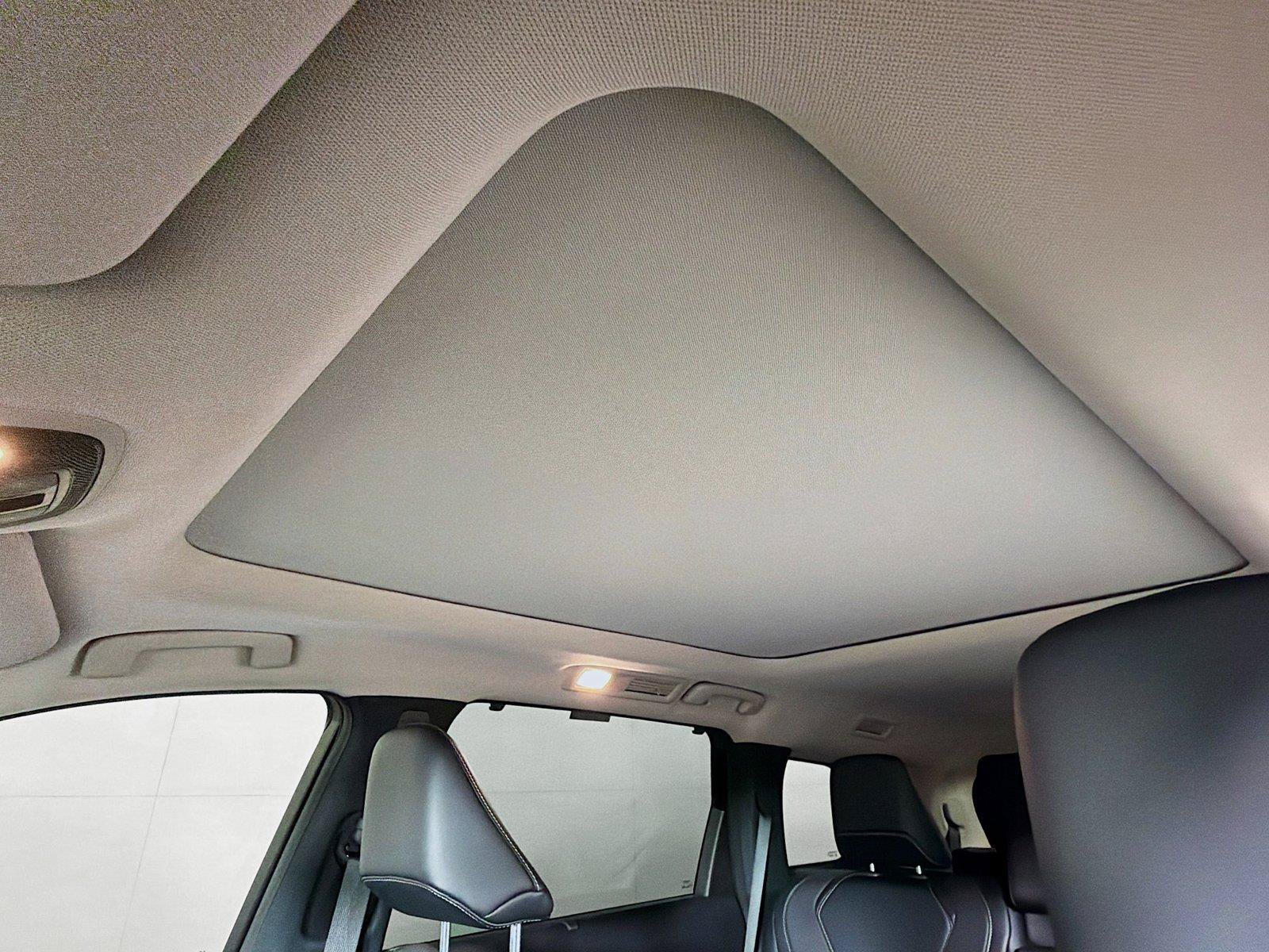 Used 2023 INFINITI QX60 Luxe w/ Cargo Package AWD/4WD image 5