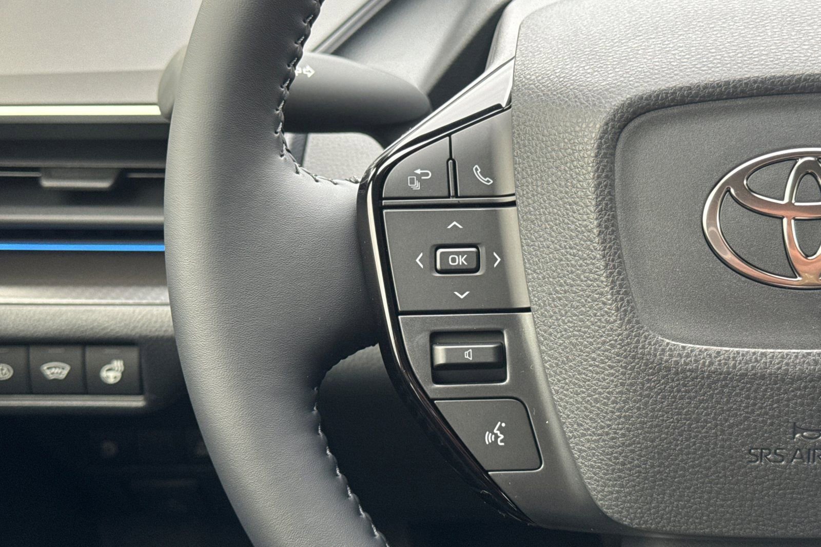 New 2026 Toyota Prius Plug-In Hybrid image 26