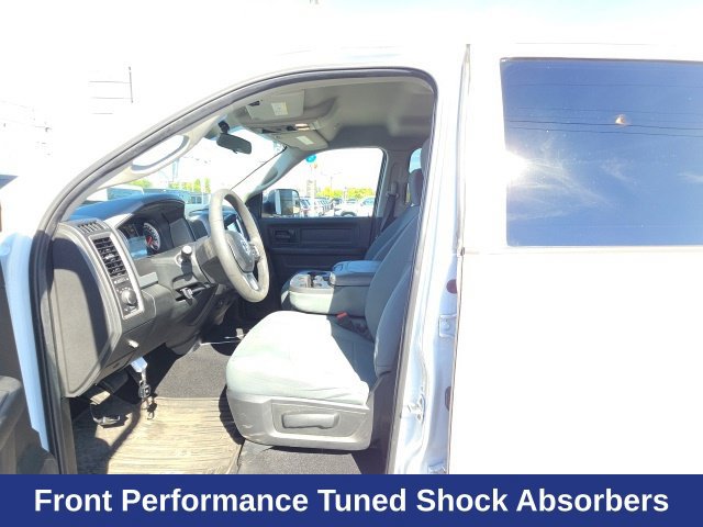Used 2018 RAM 2500 Tradesman w/ Chrome Appearance Group AWD/4WD image 8
