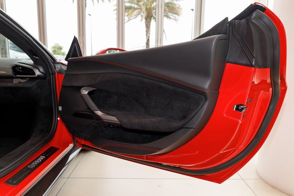 Used 2024 Ferrari 296 GTS image 46