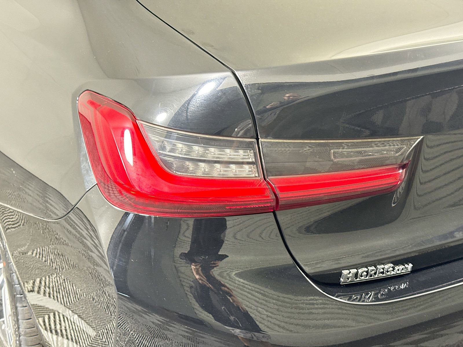 Used 2020 BMW 330i Sedan w/ Convenience Package RWD image 32