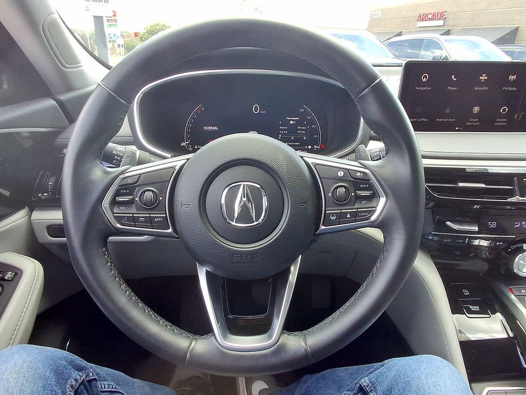 Used 2022 Acura MDX w/ Technology Package AWD/4WD image 22