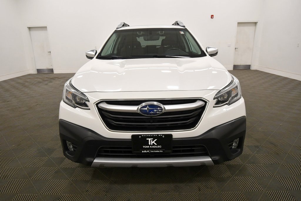 Used 2022 Subaru Outback Touring image 11