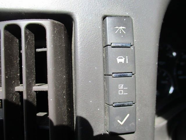 Used 2017 Chevrolet Express 3500 Extended image 14