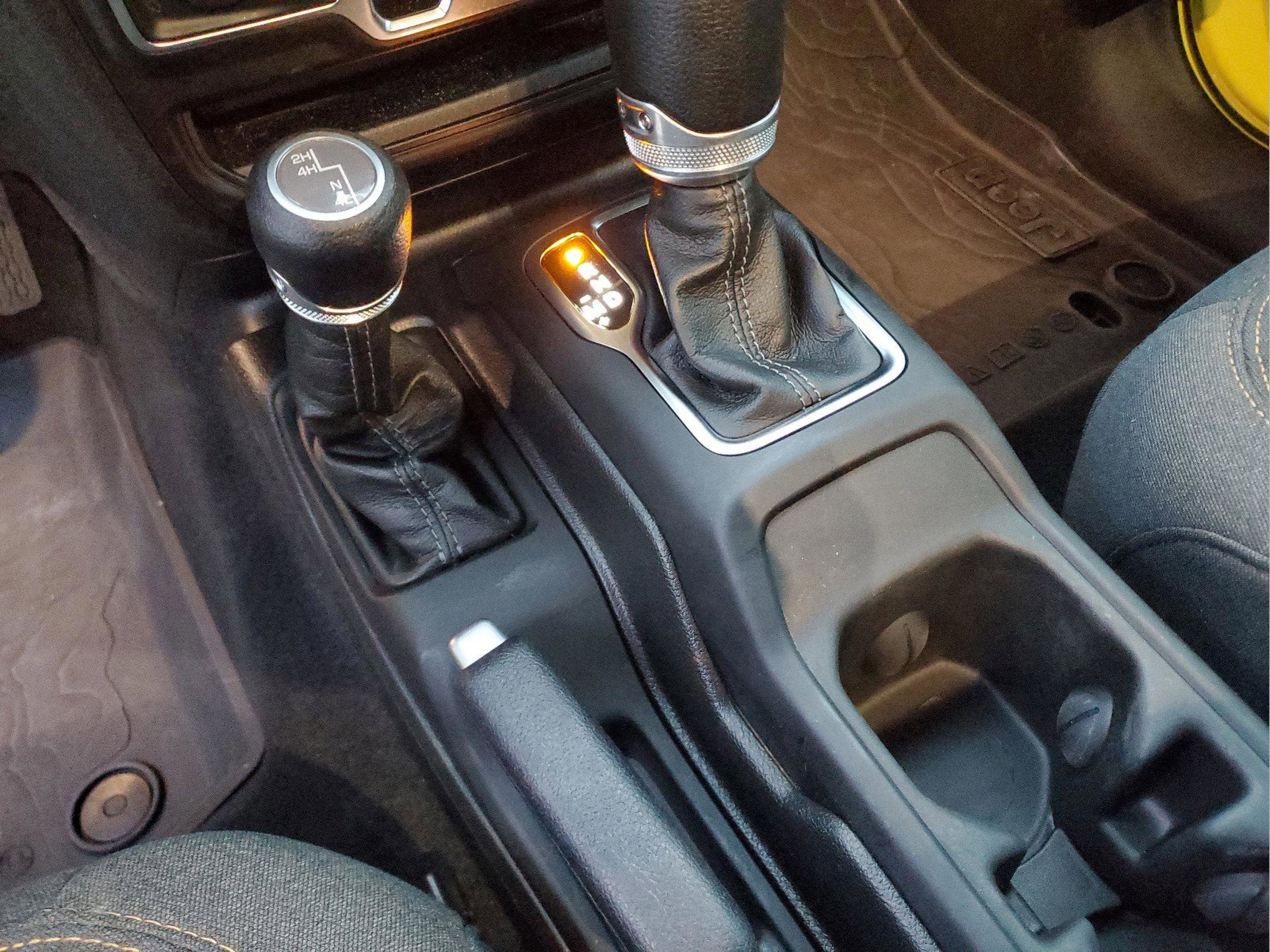 Certified 2024 Jeep Wrangler Sahara image 26