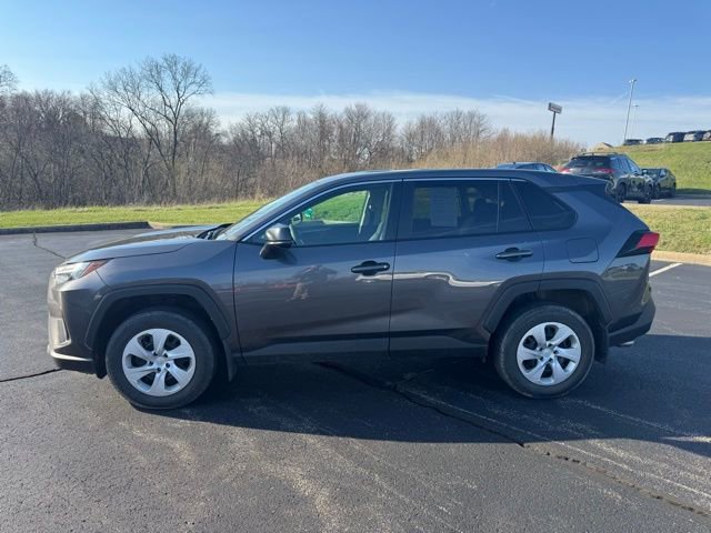 Used 2024 Toyota RAV4 LE image 6