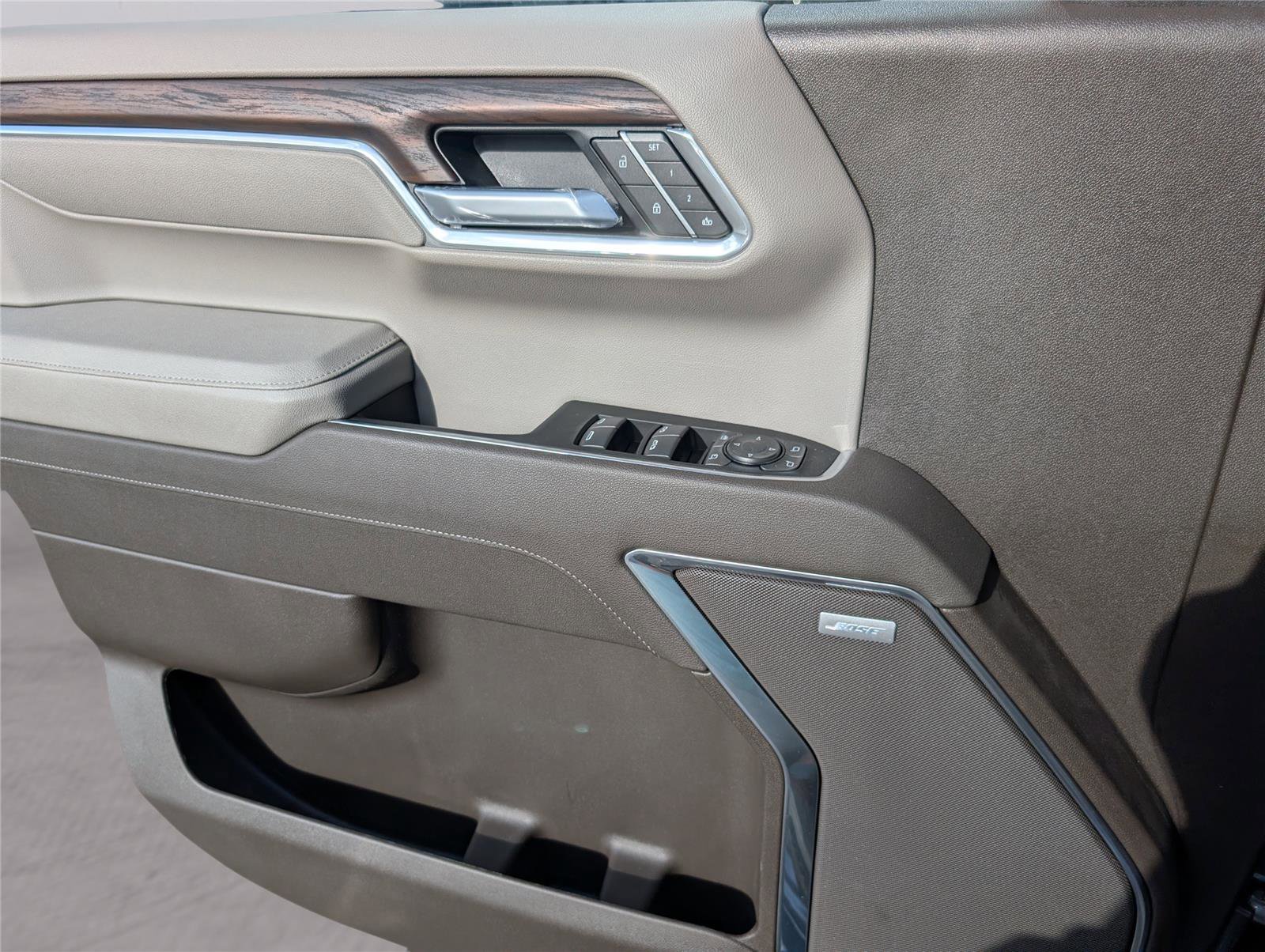 New 2026 GMC Sierra 1500 SLT w/ SLT Premium Plus Package AWD/4WD image 39