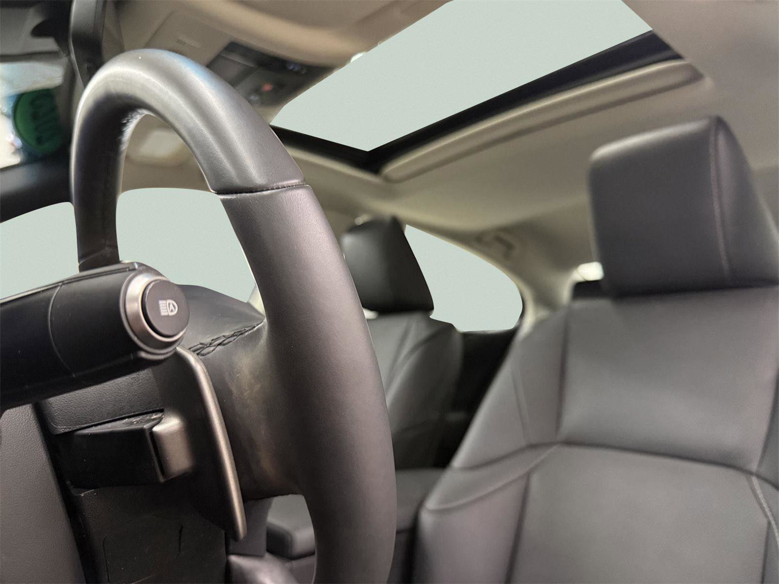 Used 2023 Lexus ES 350 Base w/ Premium Package image 13