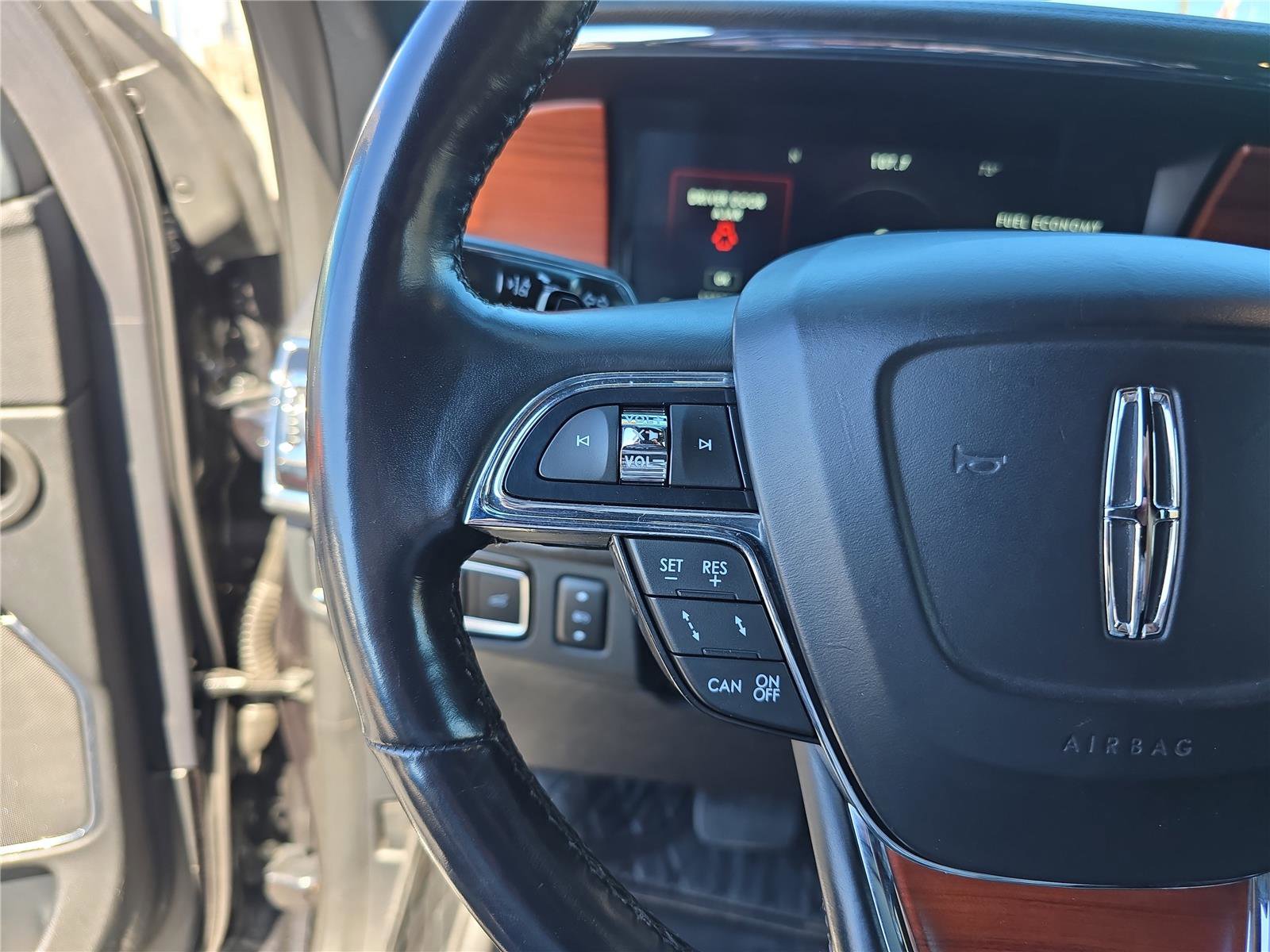 Used 2021 Lincoln Navigator L Reserve image 34