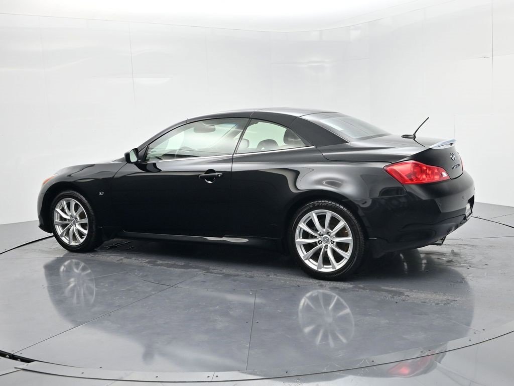Used 2014 INFINITI Q60 Convertible w/ Premium Package image 5