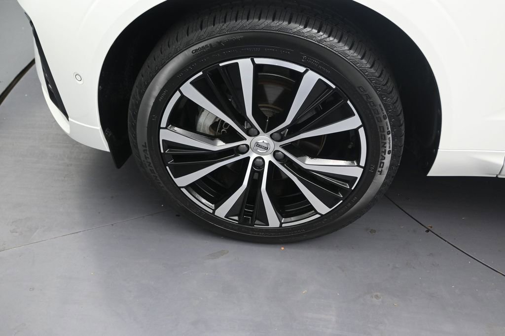 Used 2024 Volvo XC60 B5 Plus w/ Climate Package AWD/4WD image 13