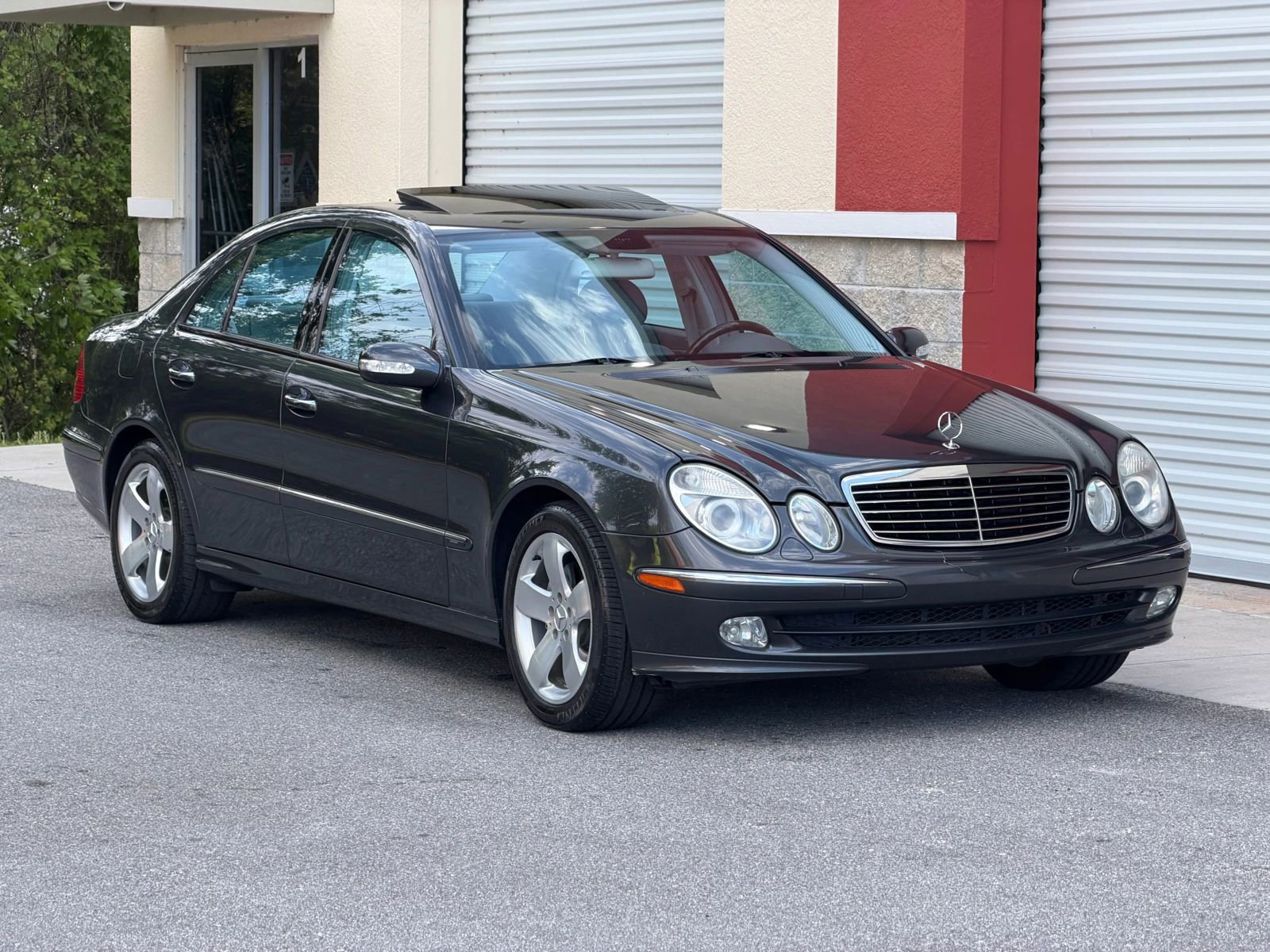 Used 2003 Mercedes-Benz E 500 Sedan image 1