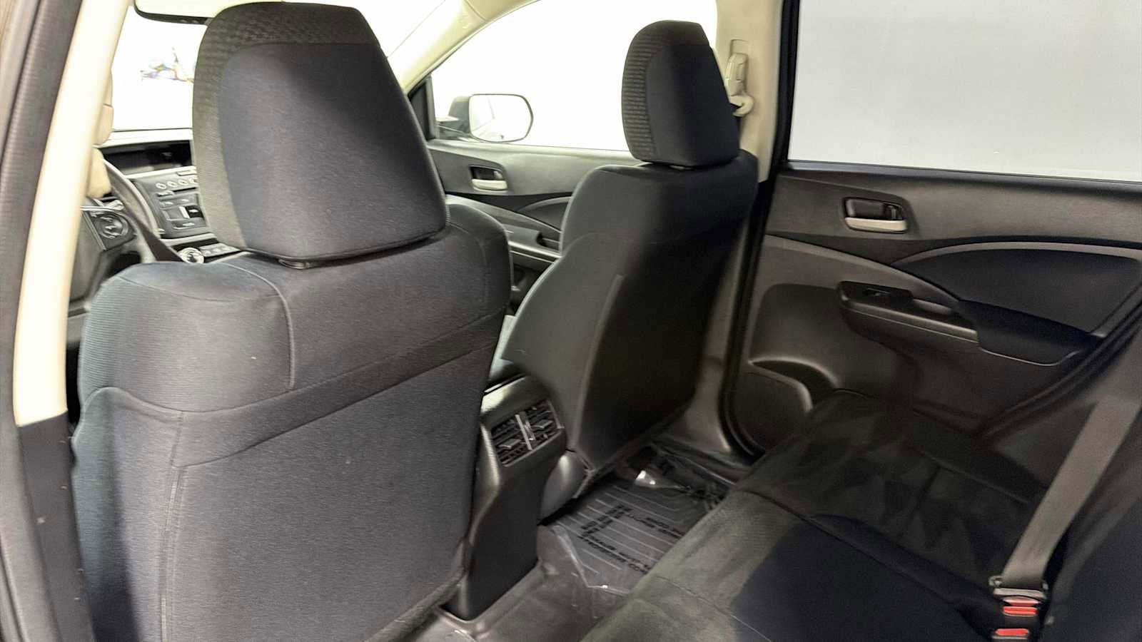 Used 2015 Honda CR-V LX image 24