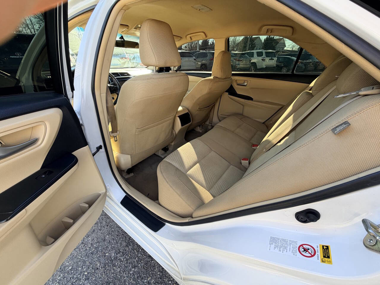 Used 2017 Toyota Camry LE image 46