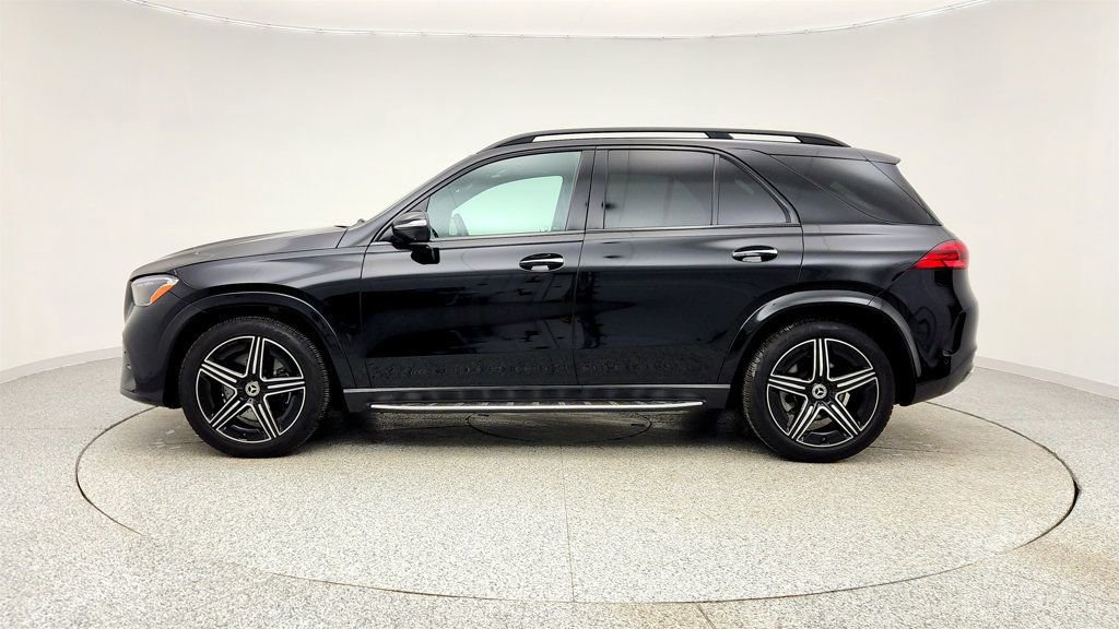 Used 2024 Mercedes-Benz GLE 450 4MATIC w/ AMG Line Exterior image 8