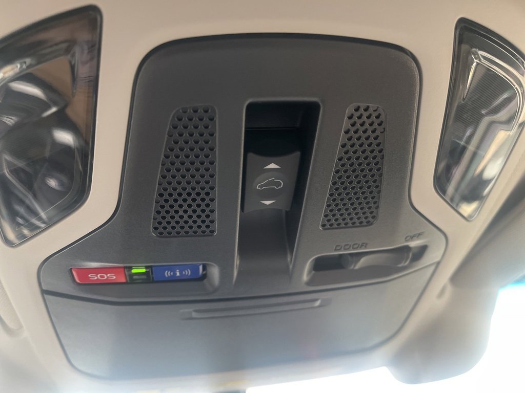 Used 2020 Subaru Outback Limited XT image 18