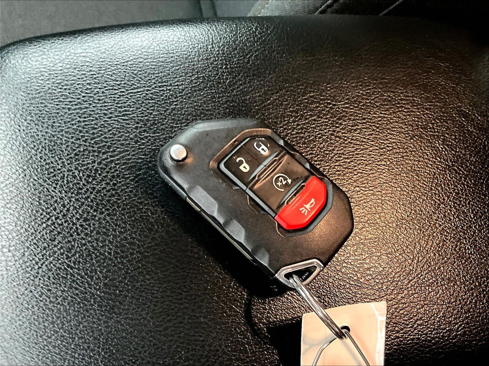 Used 2024 Jeep Wrangler Unlimited Sport AWD/4WD image 35