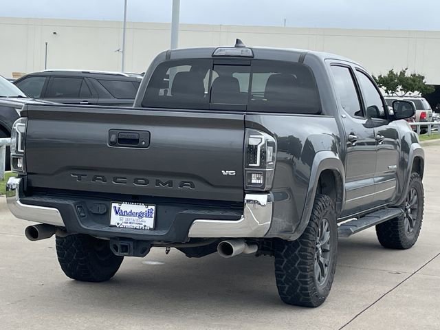 Used 2018 Toyota Tacoma SR5 RWD image 4