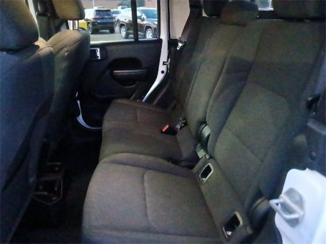 Used 2023 Jeep Gladiator Sport image 25